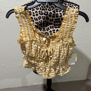 Chic Yellow Checkered Crop Top